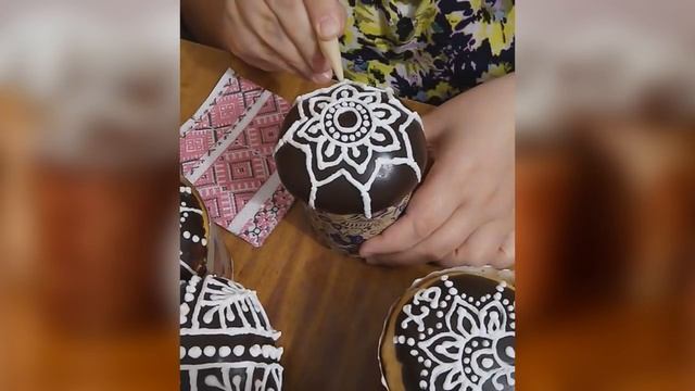 Как оформить пасхальный кулич айсингом смотреть онлайн