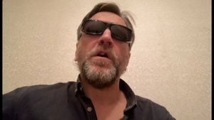 Ильгар Сафат. "У МЕНЯ НЕМНОГО ДЕНЕГ..." (О. Мандельштам)