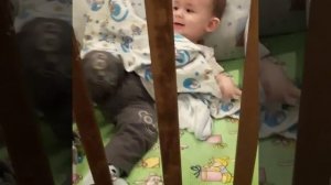 Как уложить ребенка спать. Ребенок сам укладывается спать