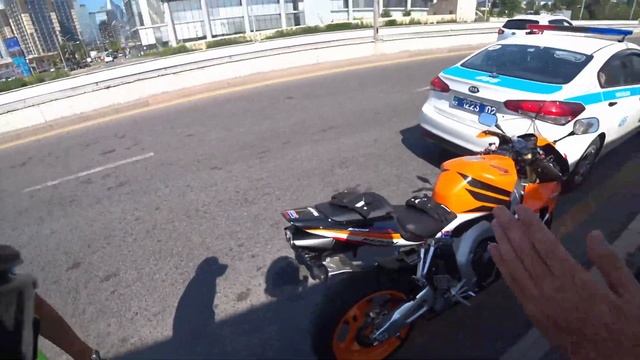 Я попал на отработку нашего доблестного ГАИ, задавал всякие вопросы, может кому и будет полезно. смотреть онлайн