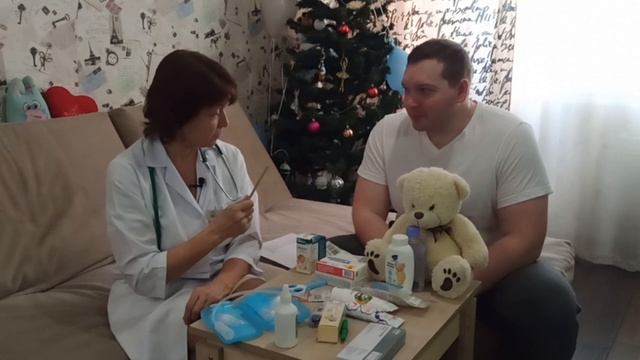 Аптечка новорожденного. Молодой отец рассказал, что купил для новорожденного сына