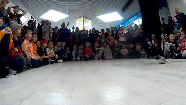 Sunny Soul - Судейский выход - "Харизма" - Тюмень 2020 смотреть онлайн