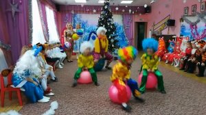 Новогодний утренник «Парад Алле»