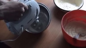 Оладьи на молоке. Пышные оладьи на молоке.