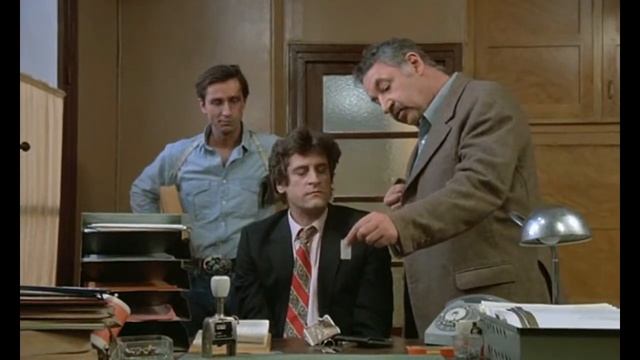 Откройте, полиция!, 1984. Приёмы полиции, уже ставшие классическими.