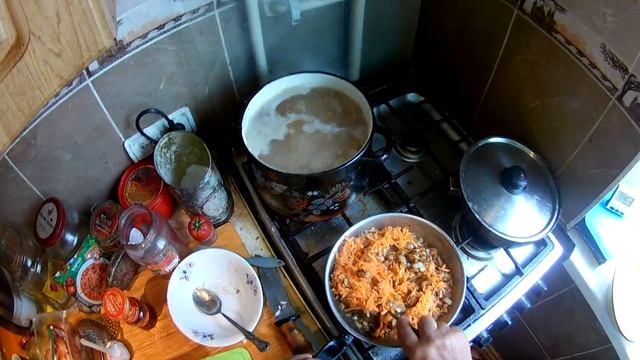 Суп ХАРЧО со свиными рёбрышками. Готовим вкусно и полезно!!! (Кухня браконьера) смотреть онлайн