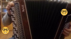 Камаринская на баяне.