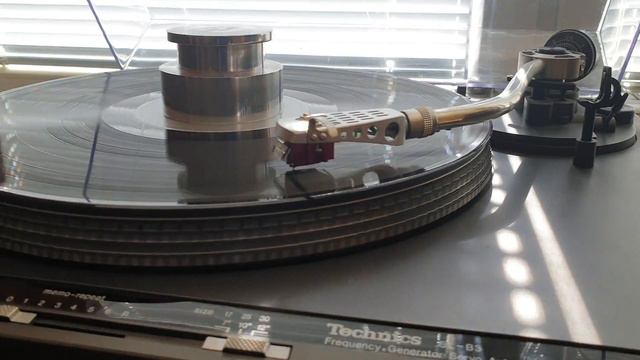 Denon DL-110 MC Phono Cartridge смотреть онлайн