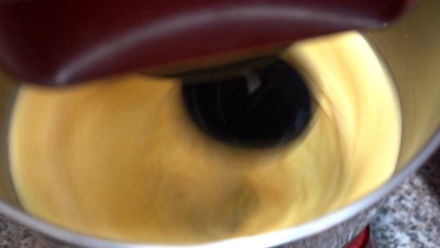 Как приготовить омлет в мультиварке. Простой рецепт вкусного и быстрого завтрака смотреть онлайн