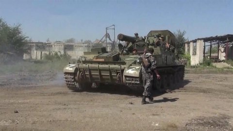 Брошенные ВСУ при отступлении самоходные минометы теперь служат бойцам ЛНР