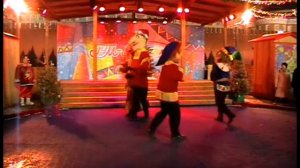 Танец скоморохов  Красная площадь  Ярмарка ГУМ