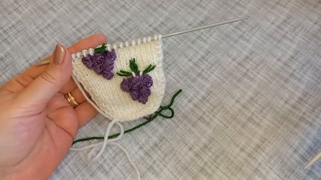 Тапочки спицами? "Виноградные"?? смотреть онлайн