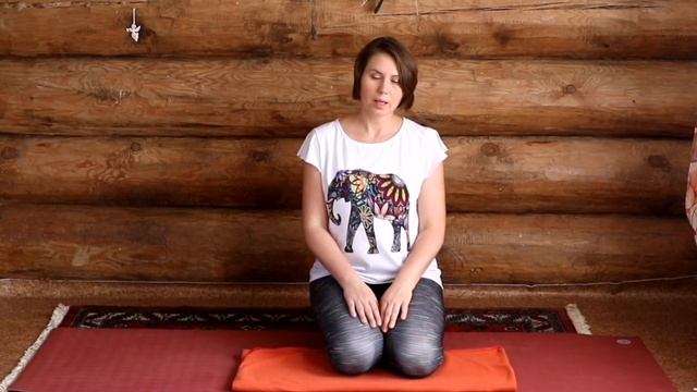 Паригхасана. Вариант упрощения смотреть онлайн