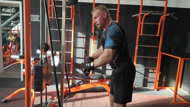 Разгибание предплечий