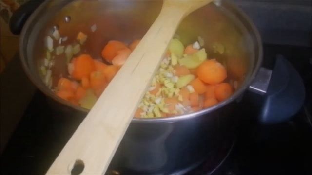 Hmm Lecker! Köstliche Karotten-Ingwersuppe смотреть онлайн