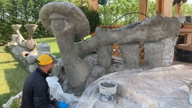 Беседка .перила для беседки из цемента . работа мастера Эльдара.