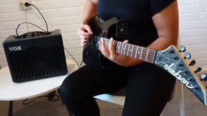 JACKSON JS11 Dinky DK Gloss Black with VOX VX-I