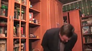 ИГОРЬ ГОФМАН: ЗАХОЖУ И САЖУСЬ НА СТУЛ...