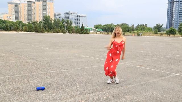 ТАК КЛАССНО ТАНЦЕВАТЬ в школе не научат. Эти танцевальные движения привлекают парней ВСЕГДА смотреть онлайн