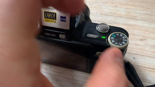 Sony DSC-H10 смотреть онлайн