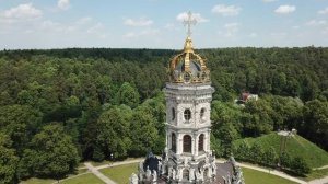 Дубровицы с квадрокоптера: Знаменский храм, слияние Пахры и Десны с воздуха