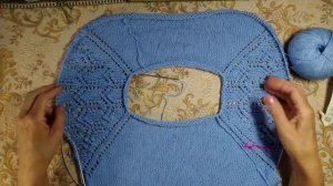 Летняя кофточка с ажурными рукавами//реглан сверху..