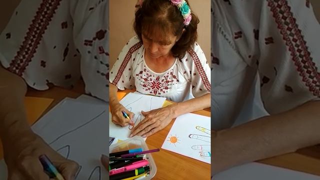 Рисование Моя рука - моя семья #МинтрудРБ #центрСемья #добровольцыдетям.mp4