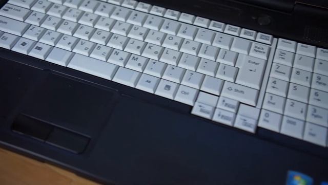 Laptop dla seniora - Jak wybrać? смотреть онлайн