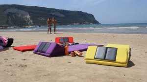 Пляжный матрас зарядкой от солнечных батарей