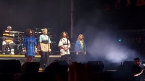 Pink - Cover Me In Sunshine Ohana Music Fest Oct 2, 2022