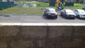 Сигналка у машины из-за сабвуфера