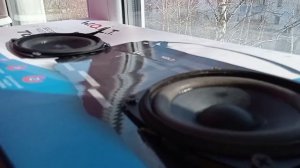 Залил лютым басом каробку и флекс динамиков