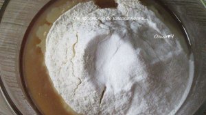 Шарлотка с яблоками и рисовой мукой