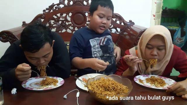 Mukbang 8 bungkus gaga mie 100 ekstra pedas lev.5...Habis gak ya....???? смотреть онлайн