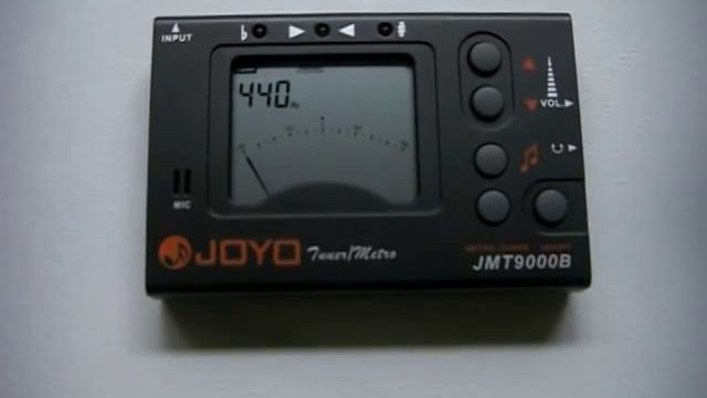 JMT-9000 Tuner/Metronome (Tuning an Acoustic) смотреть онлайн