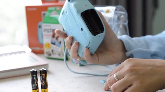 REVIEW #1 | Fujifilm Instax Mini 11 | Máy ảnh chụp lấy liền? Có dễ sử dụng không? смотреть онлайн