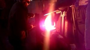 Электрошлаковый процес плавления