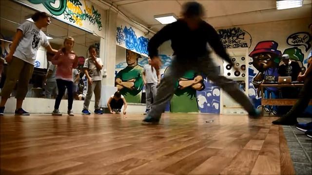 bboy Kuvalda смотреть онлайн