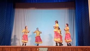 "Я на печке молотила" Танец