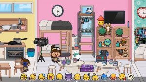 Вика играет в Toca Boca