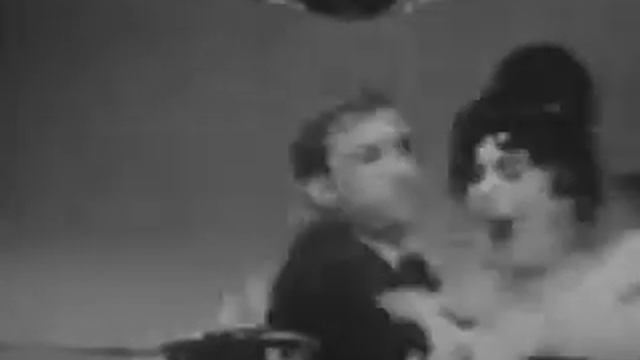 В шкаф, мадам! смотреть онлайн