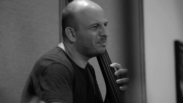 MassaTrio - Tributo a Milton Banana - One Note Samba (A.C. Jobim) смотреть онлайн