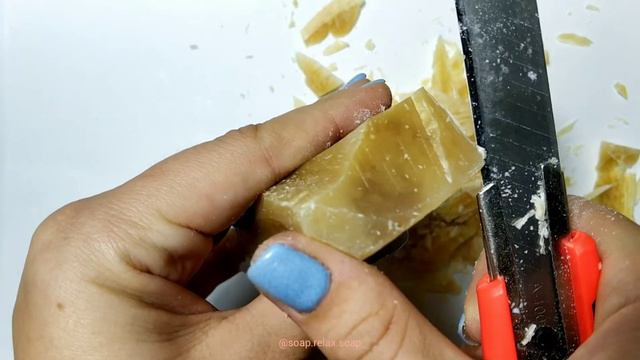 Режу тугое хозяйственное мыло | АСМР мыло смотреть онлайн
