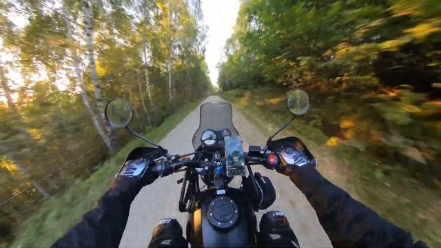 Riding my Royal Enfield Himalayan on Top of an Amazing Hill смотреть онлайн
