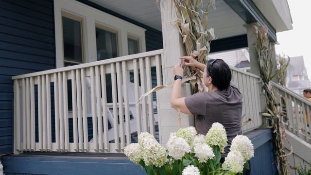 PETITTI | Decorating the Fall Porch with Plants, Pumpkins, and Perennials смотреть онлайн