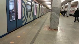 Станция метро "Рязанский проспект" // 30 марта 2018 года