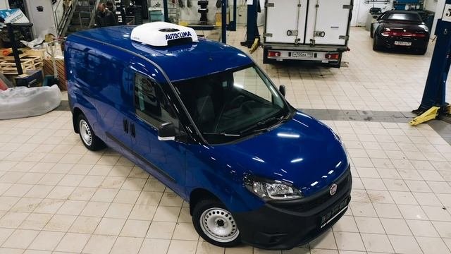 Электрический рефрижератор Frosty 151Е компании Autoclima