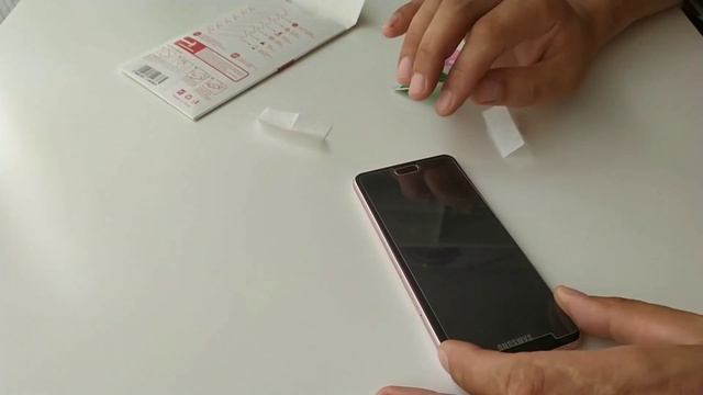 Наклейка защитного стекла на А5 2016||как наклеить защитное стекло смотреть онлайн