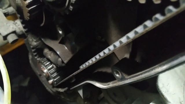 Ремень ГРМ, срезало зубья. LADA Kalina,мотор 11186 смотреть онлайн