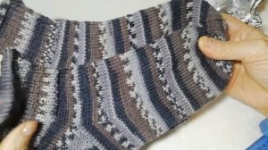 КОРОТКИЕ НОСКИ СПИЦАМИ /ДВА СПОСОБА /ВЯЗАНИЕ СПИЦАМИ???